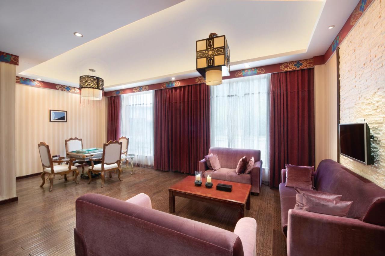 Ramada Encore Daocheng Yading Exterior photo