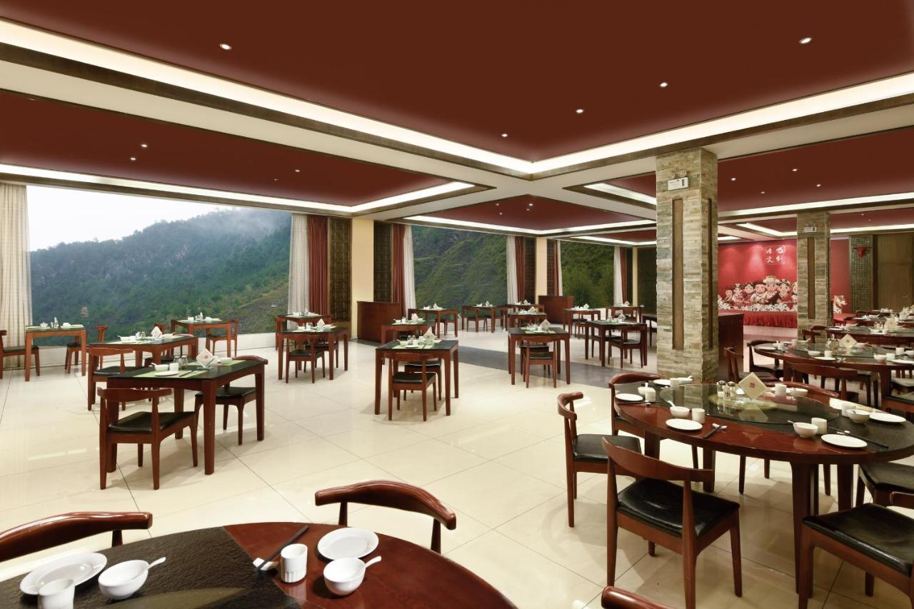 Ramada Encore Daocheng Yading Exterior photo