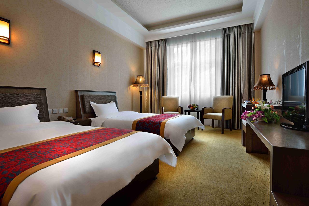 Ramada Encore Daocheng Yading Exterior photo
